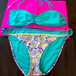 American Eagle bandeau swimwear sz M/Xl